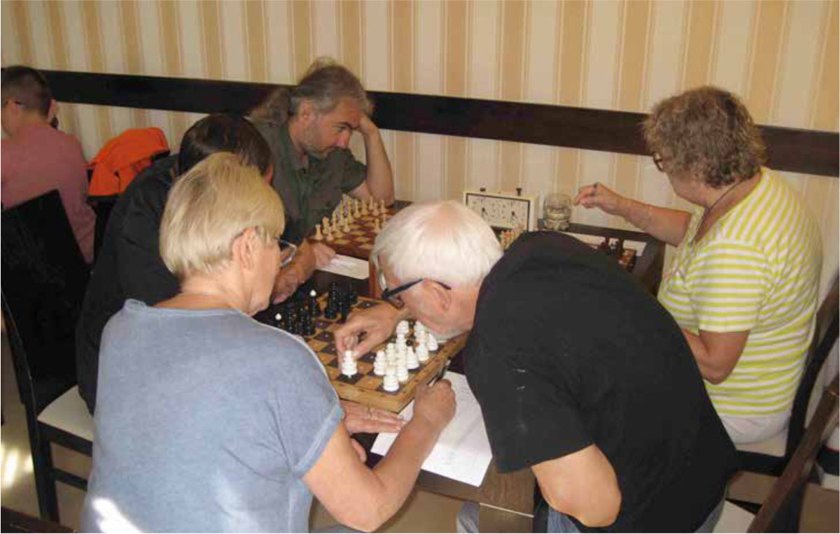 Osoby grające w szachy